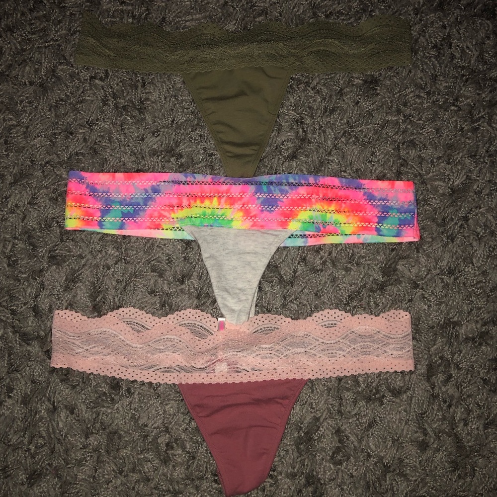 2016 Victoria’s Secret PINK Thongs, Size M, New Without Tags